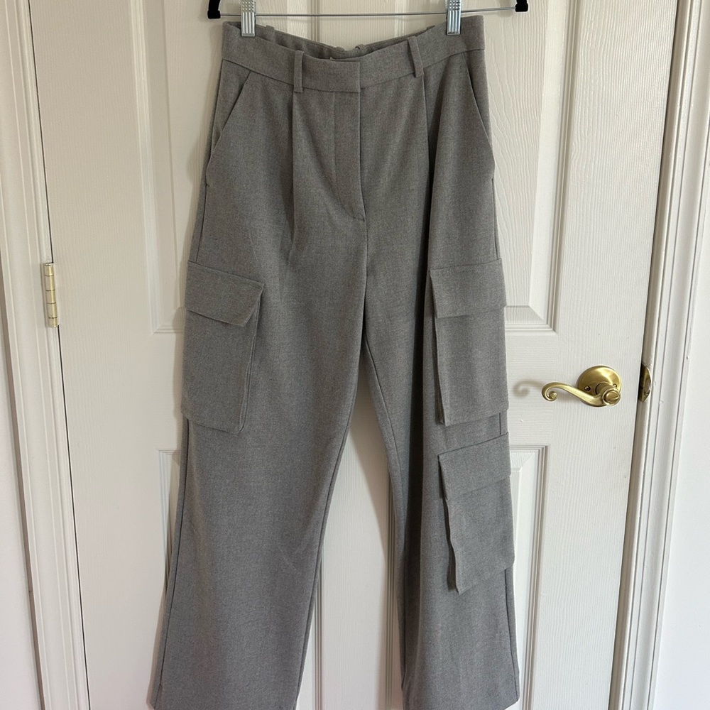 NWOT Abercrombie Sloane Tailored Cargo Pants